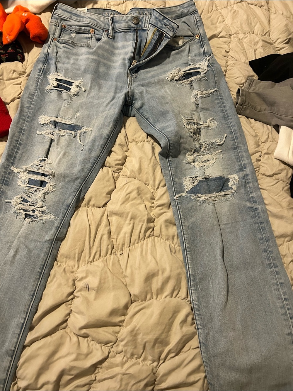 American Eagle Outfitters Light Blue Ripped Skinny Jeans